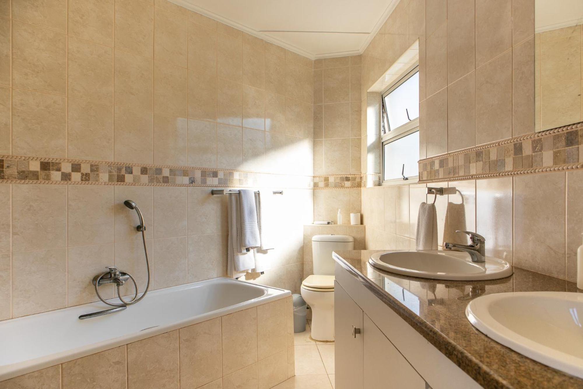 305 Guest House Аманцимтоти Екстериор снимка