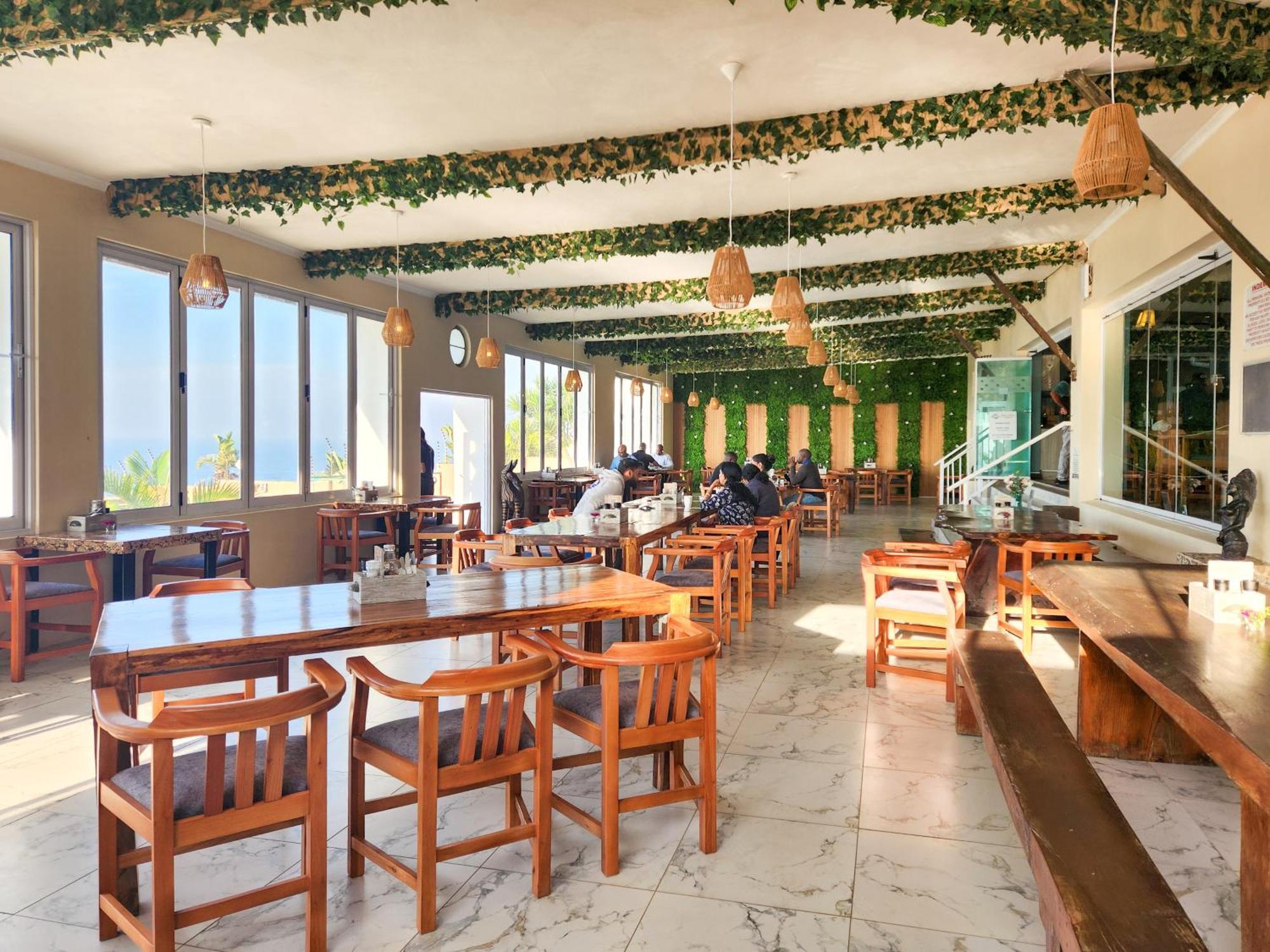 305 Guest House Аманцимтоти Екстериор снимка